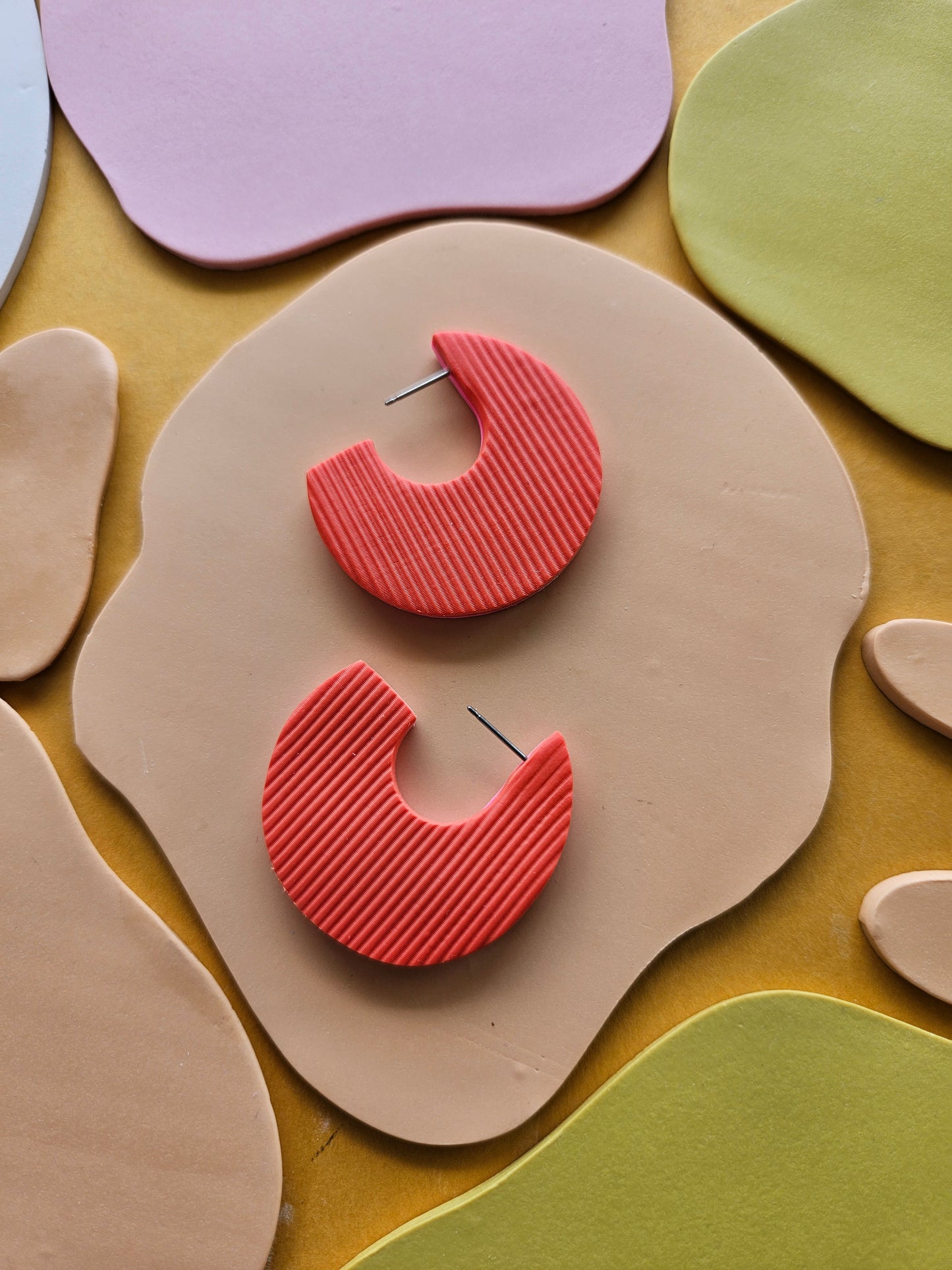 Two Tone Red + Pink Textured Circle Statement Earrings Hoops