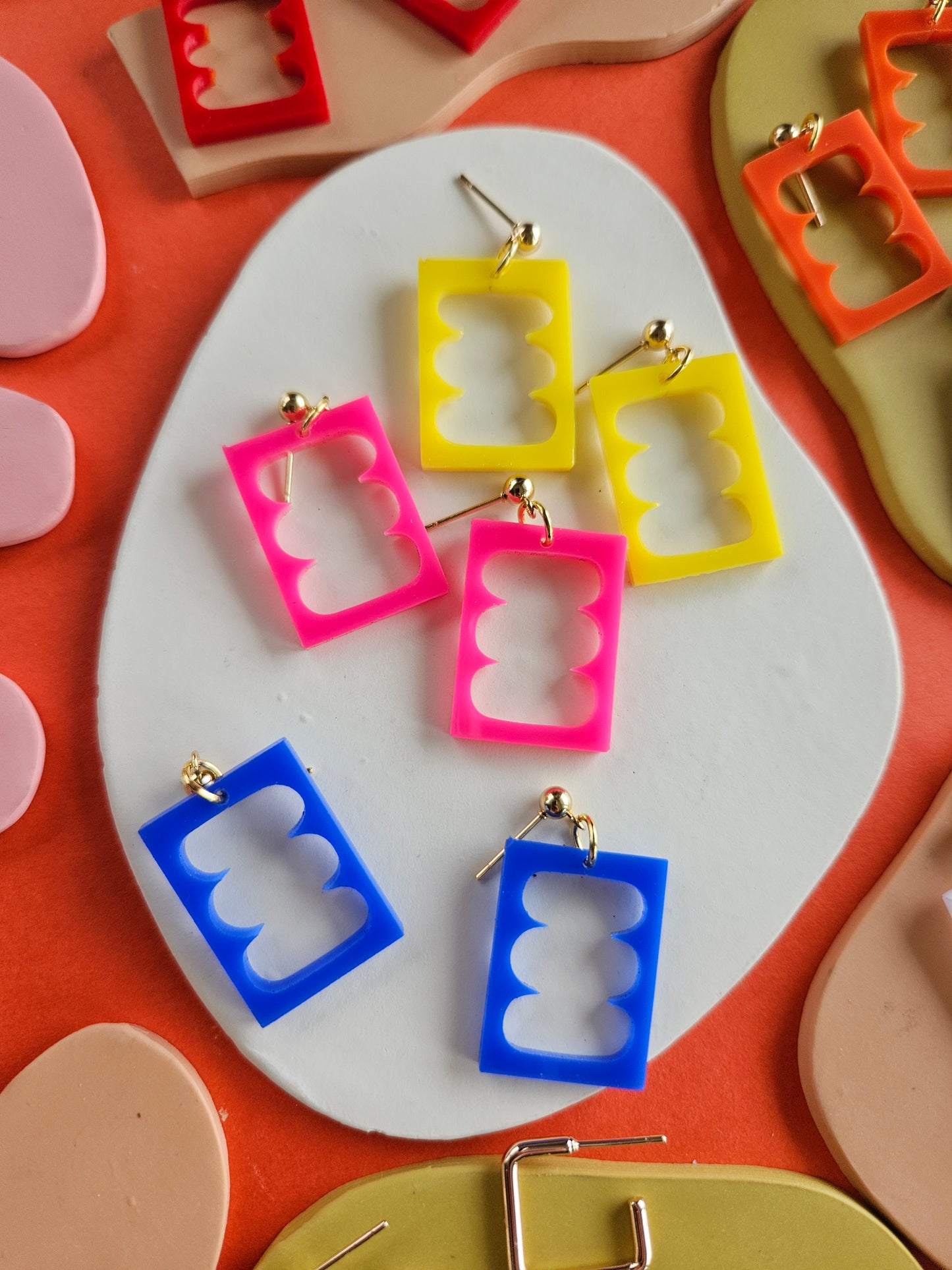 OUTLINE Lisa Congdon Earring No. 4 Medium Earring 1"