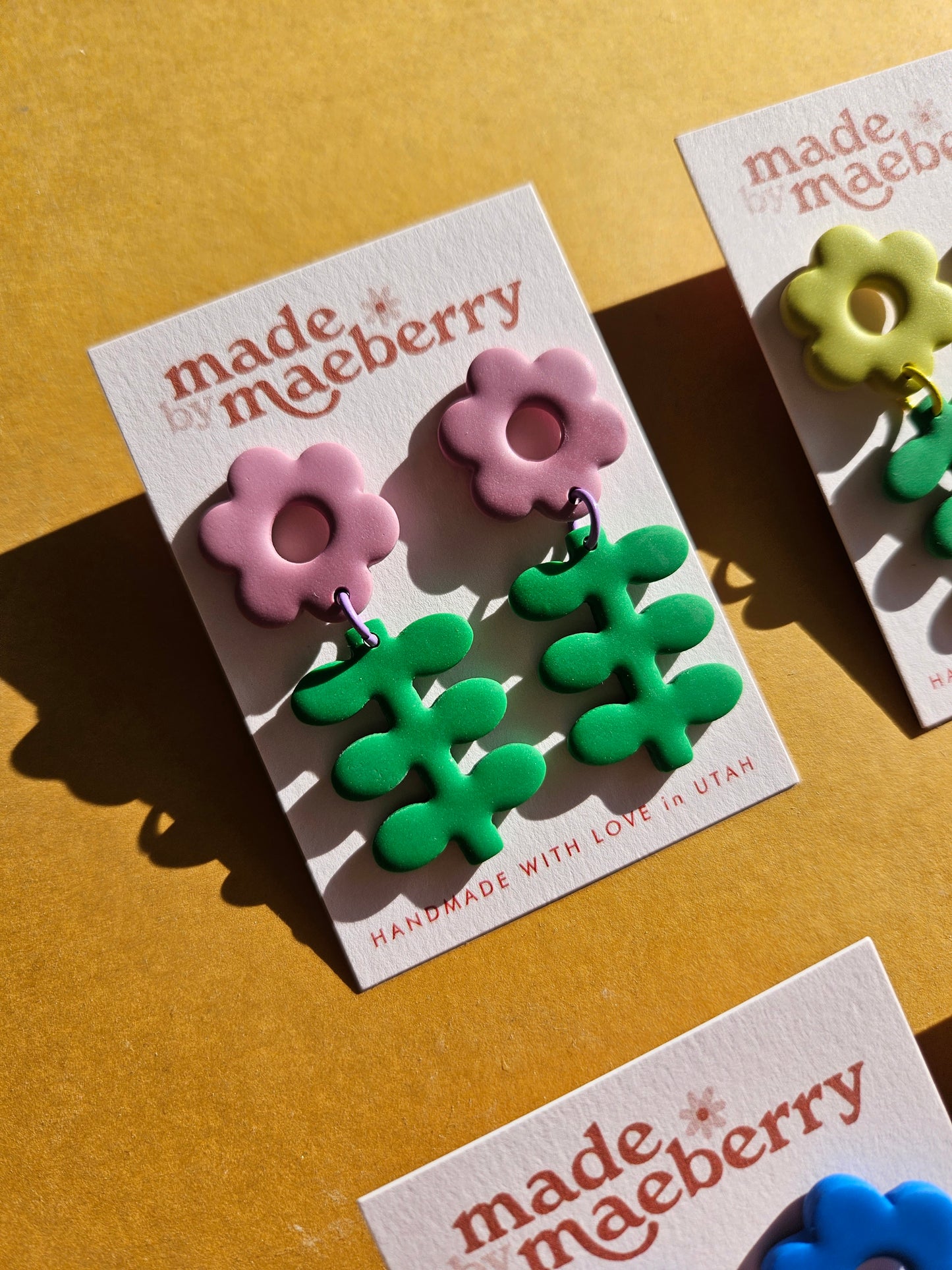 "The Maude" Retro Flower Dangle Earrings